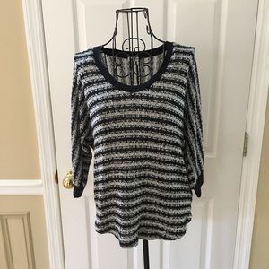 Splendid Black & White Top